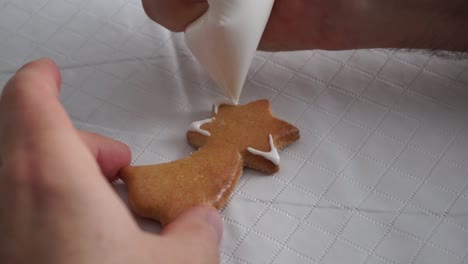 Decorar-Galletas-Navideñas-Caseras-Galleta-De-Jengibre-Con-Glaseado