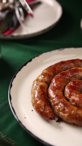 cutting a spiral sausage