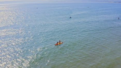 Deportes-Acuáticos-Diarios-De-Paddleboard-En-St-Michael&#39;s-Mount-Marazion-Beach