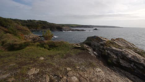 Extraweite-Aufnahme-Von-Bessy&#39;s-Cove,-The-Enys-In-Cornwall