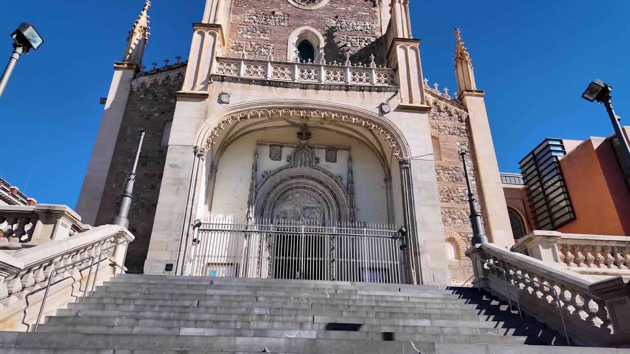Close-up shot of San Jerónimo el Real Church ascending the staircase in Madrid, Spain