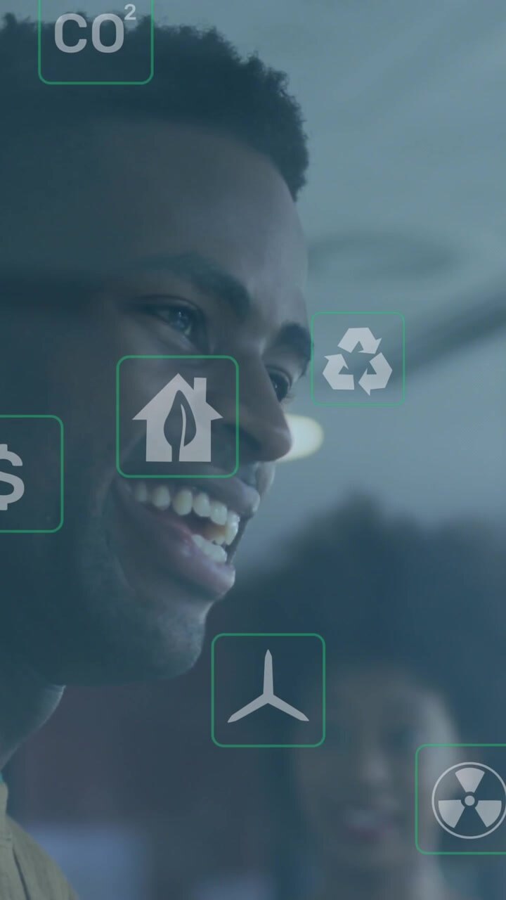 Animazione di diverse icone su colleghi sorridenti che discutono in ufficio.