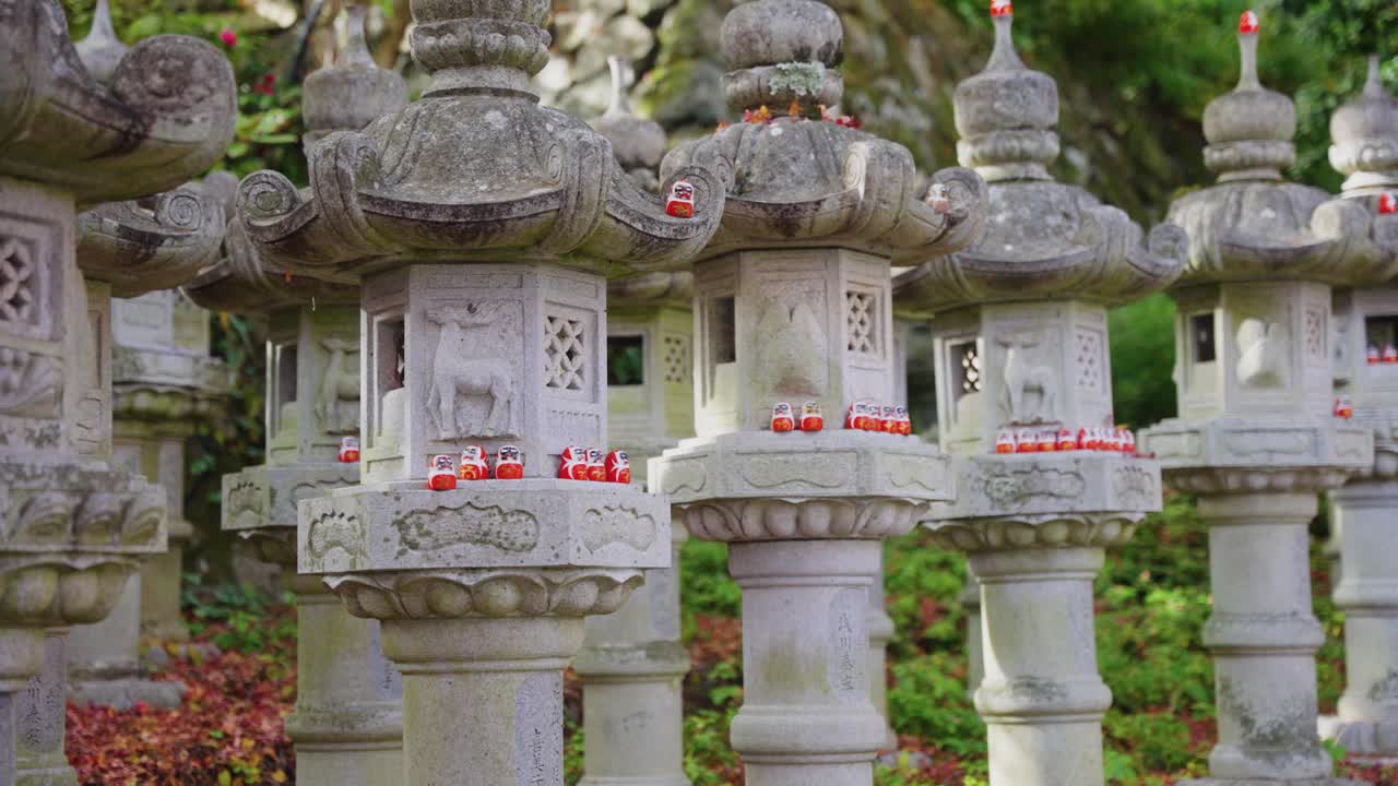 Stone Lanterns with Daruma Dolls