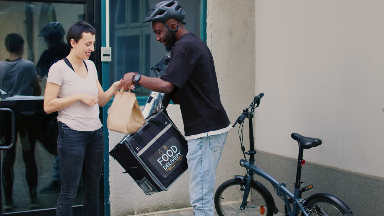 Food delivery by bicycle