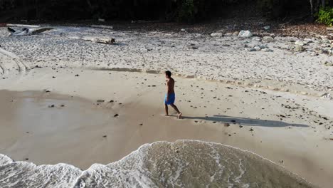 Panamá-En-Febrero-Drone-Dispara-Isla-Contadora-Hermosos-Brotes-De-Esta-Isla-Perdida-En-Medio-Del-Mar-1