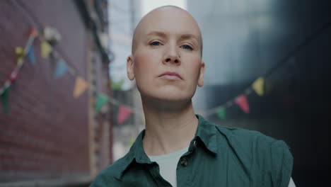 woman portrait in urban alley