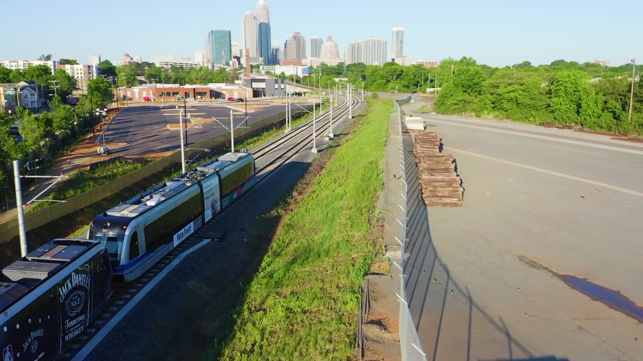 드론 추적 경전철 열차 최대 샬롯, 노스캐롤라이나 스카이라인