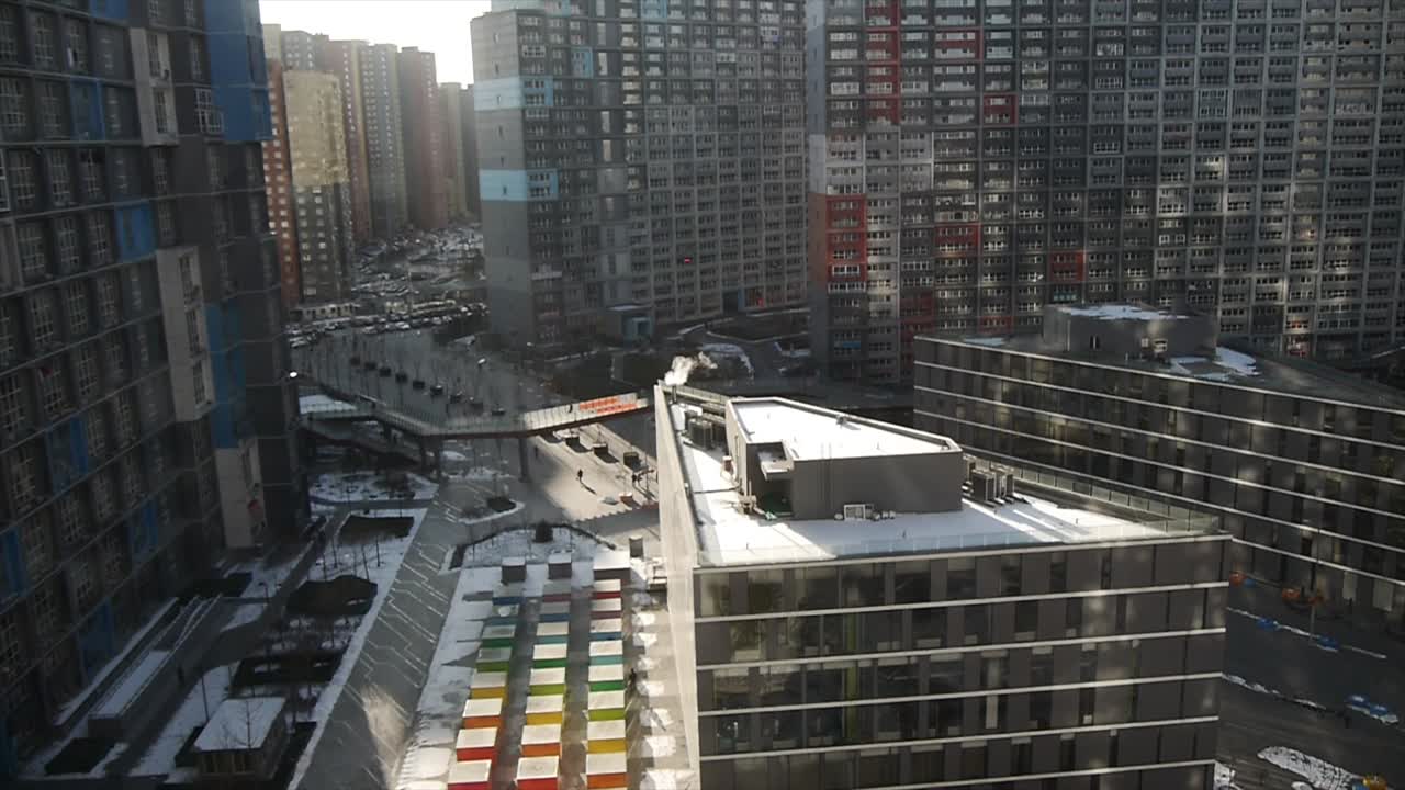 겨울에 건물 꼭대기에서 오는 북경 샹소 북경 김