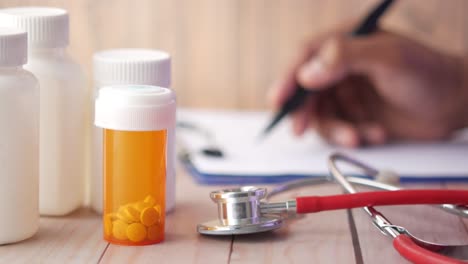 consulta con el médico con receta médica