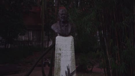 bust of an old portuguese actor in a park