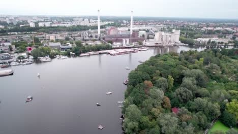 Próximamente-En-La-Fábrica-De-Berlín.