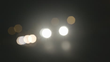 luces bokeh en los coches de la noche, 4k