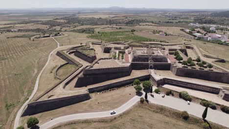 National-monument,-Forte-de-Santa-Luzia,-medieval-fortress-wall-in-Portugal