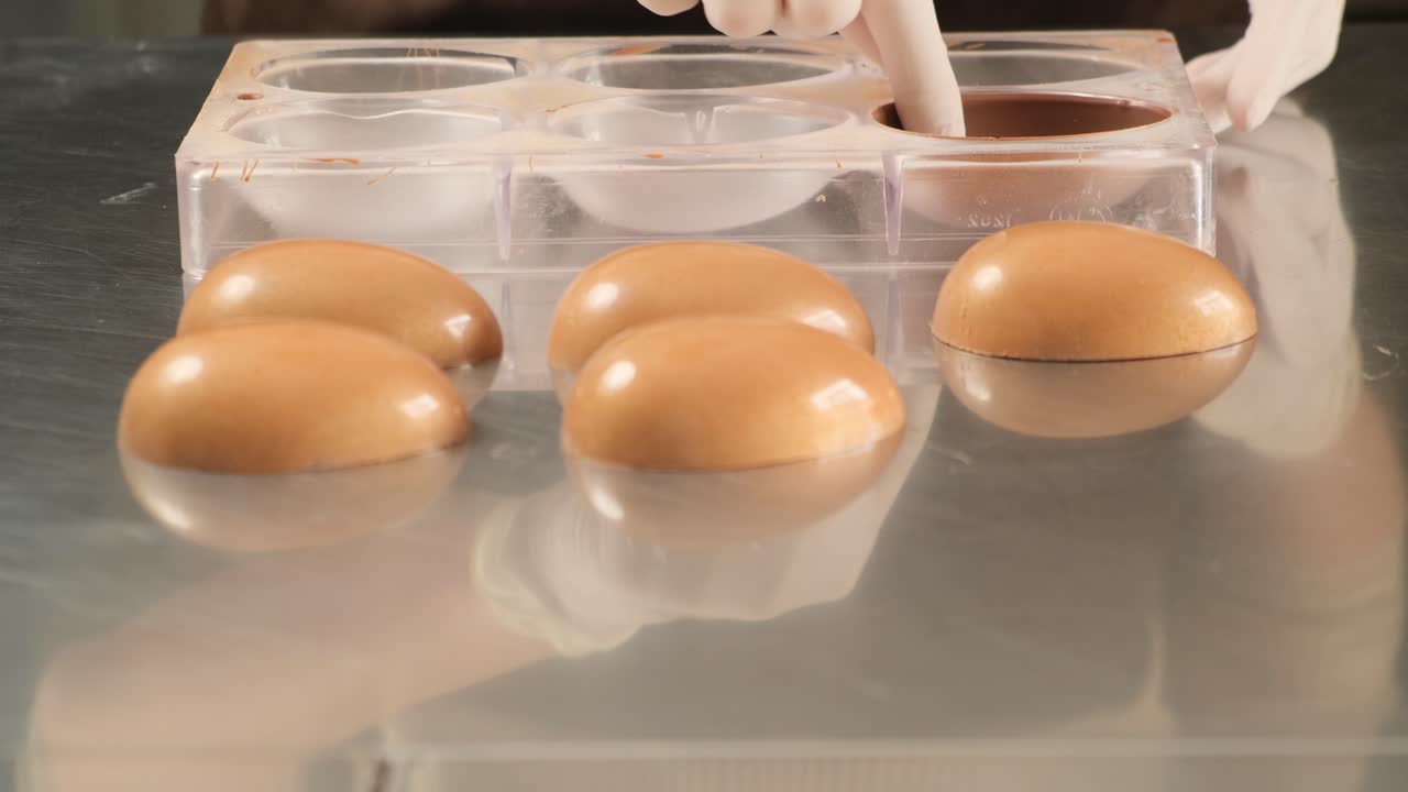 Making Chocolate Eggs