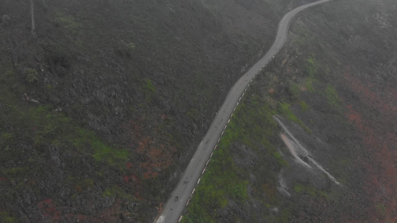 вид сверху на перевал ма пьенг в ха джианге, вьетнам, с воздуха