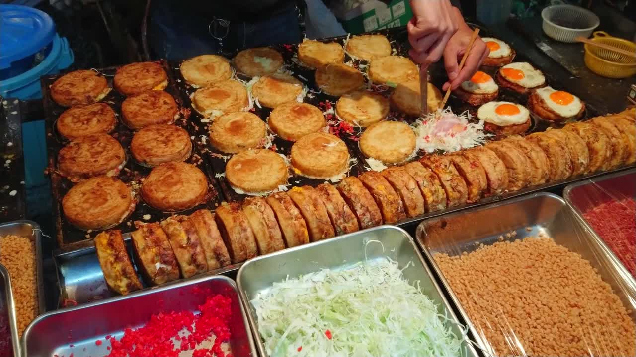 일본 전통 거리 음식 준비 및 판매