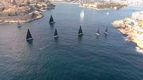 Toma-De-Dron-De-La-Regata-De-Yates-De-Malta