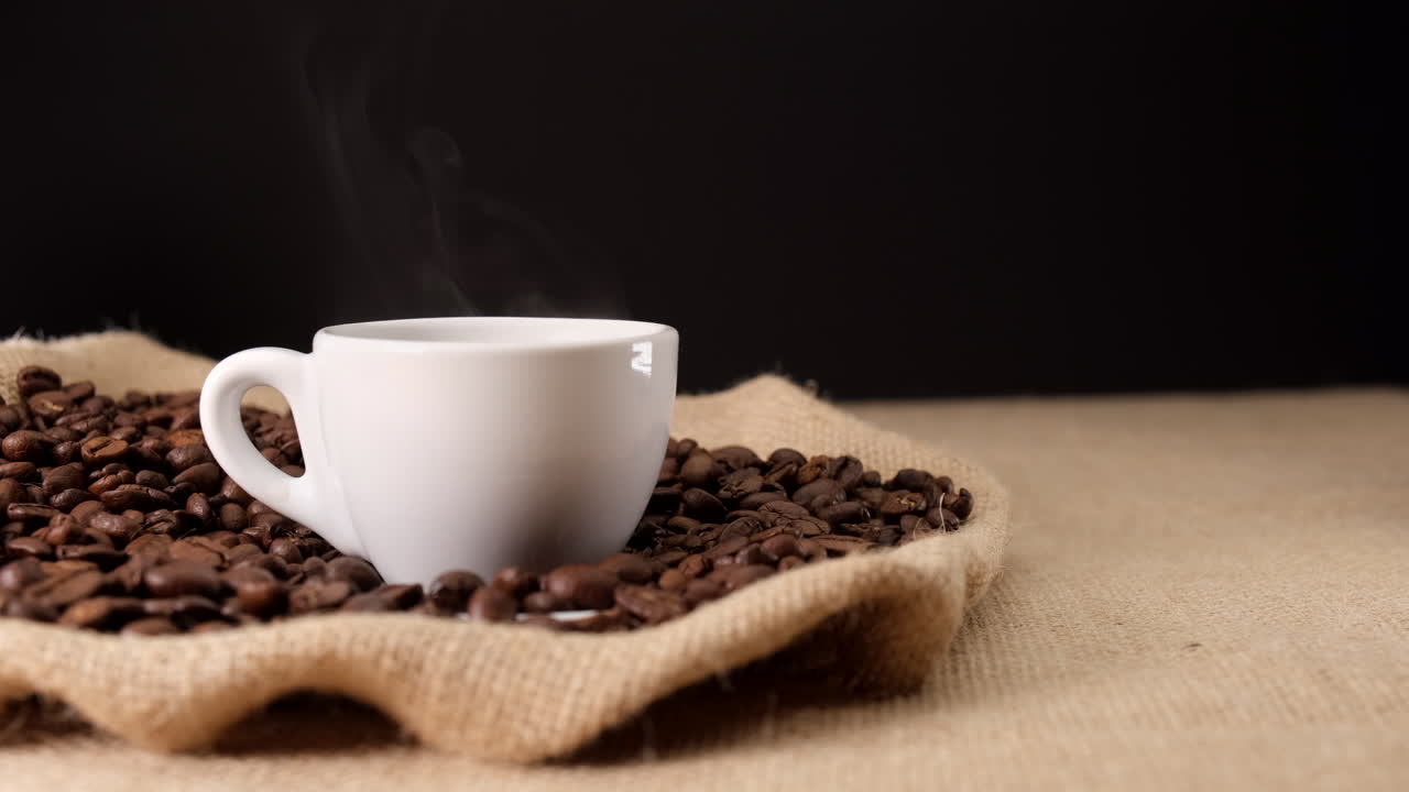 Caffè espresso in tazza