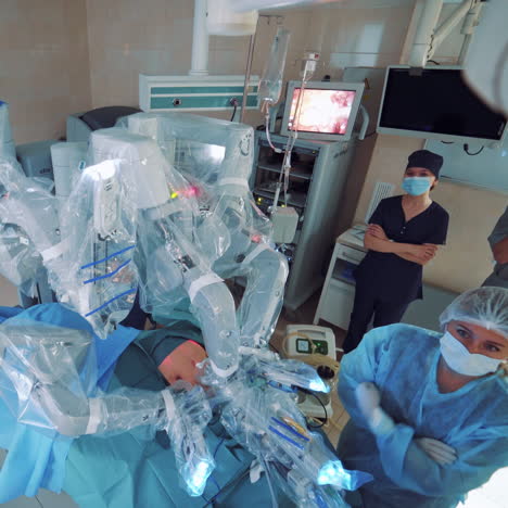 da vinci surgery. medical operation involving robot. future of medicine