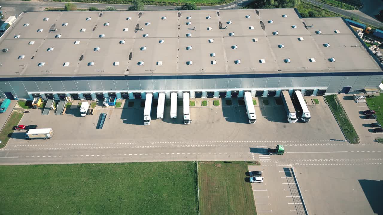 parque logístico con almacén