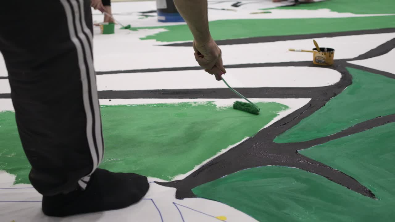 커튼에 있는 페인트