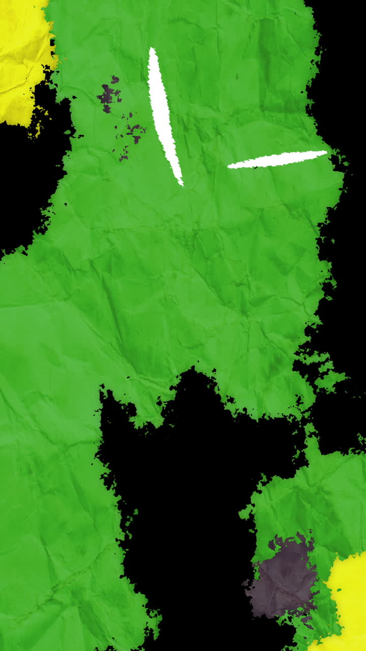 Transizione Dinamica con Carta Verde Stropicciata che si Lacera e Svela