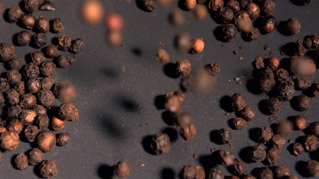 Pepper falling in super slow motion