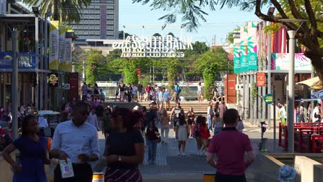people visiting south bank on the weekend, brisbane's premier dining, lifestyle and cultural destination along the river, fast motion time-lapse shot.