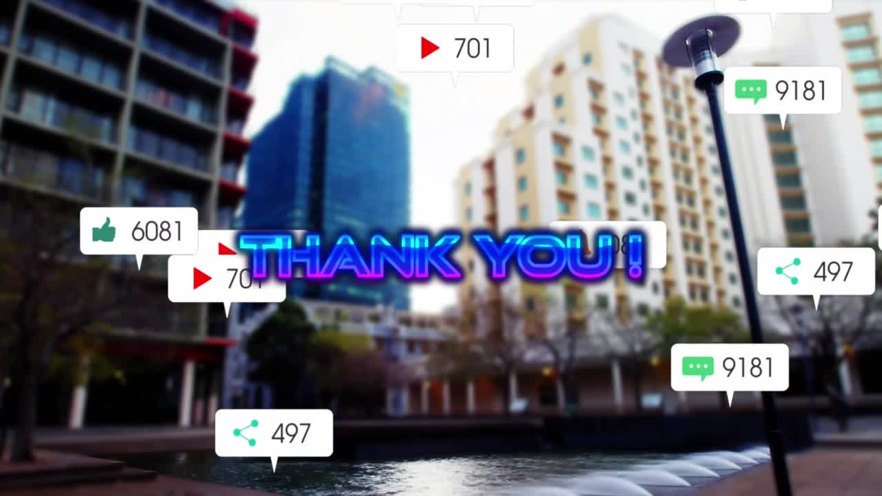 도시 풍경 위에서 성장하는 감사 텍스트와 숫자의 애니메이션