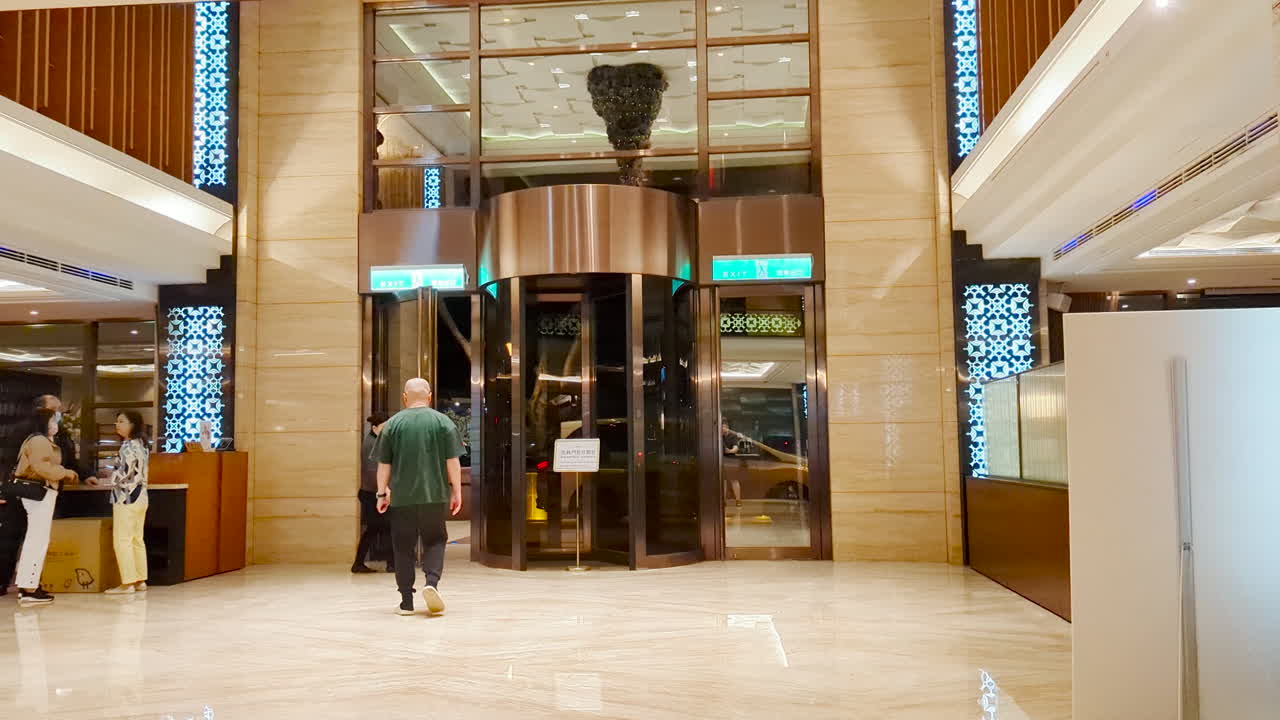 Luxurious Asian hotel entry lobby with 4k resolution