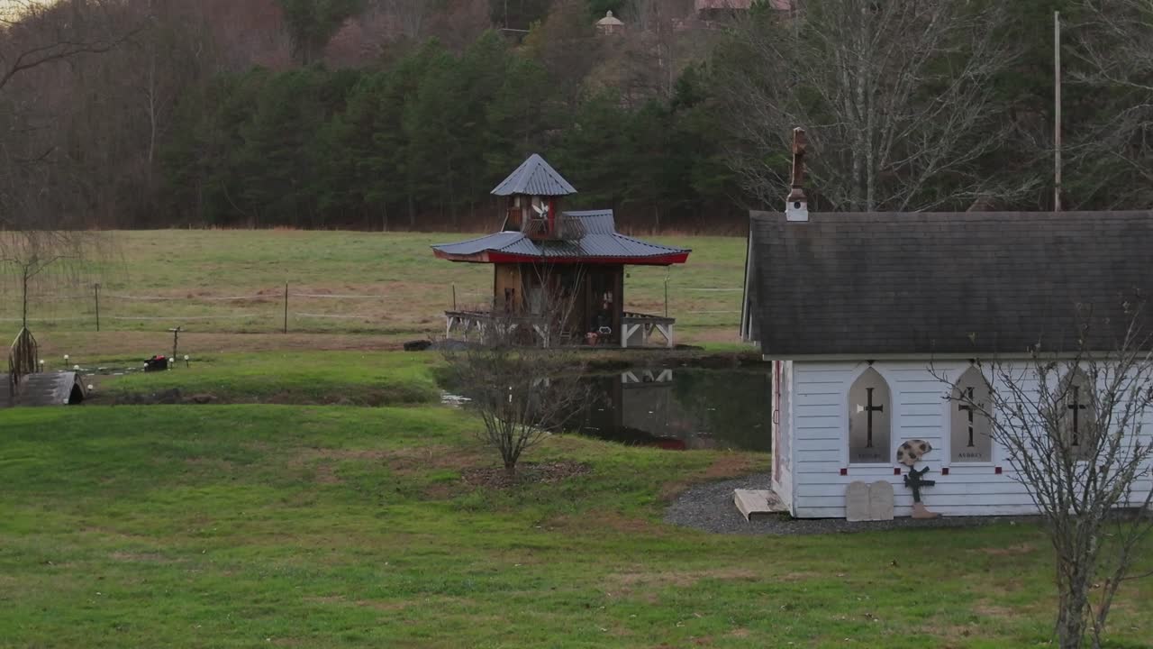 Replica of small buildings at Veterans Park in North Carolina