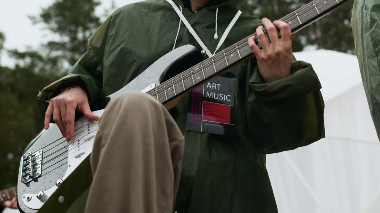 음악 을 연주 하는 밴드