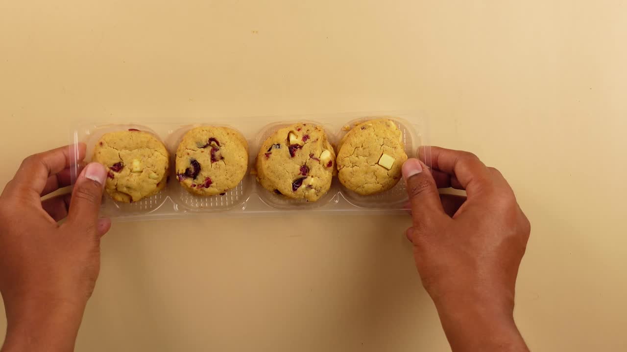 Cranberry and White Chocolate Cookies
