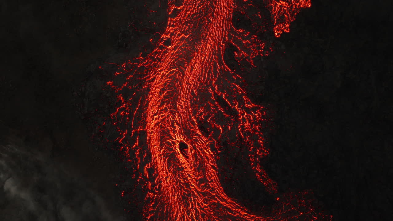 화산 에서 나오는 용암 흐름