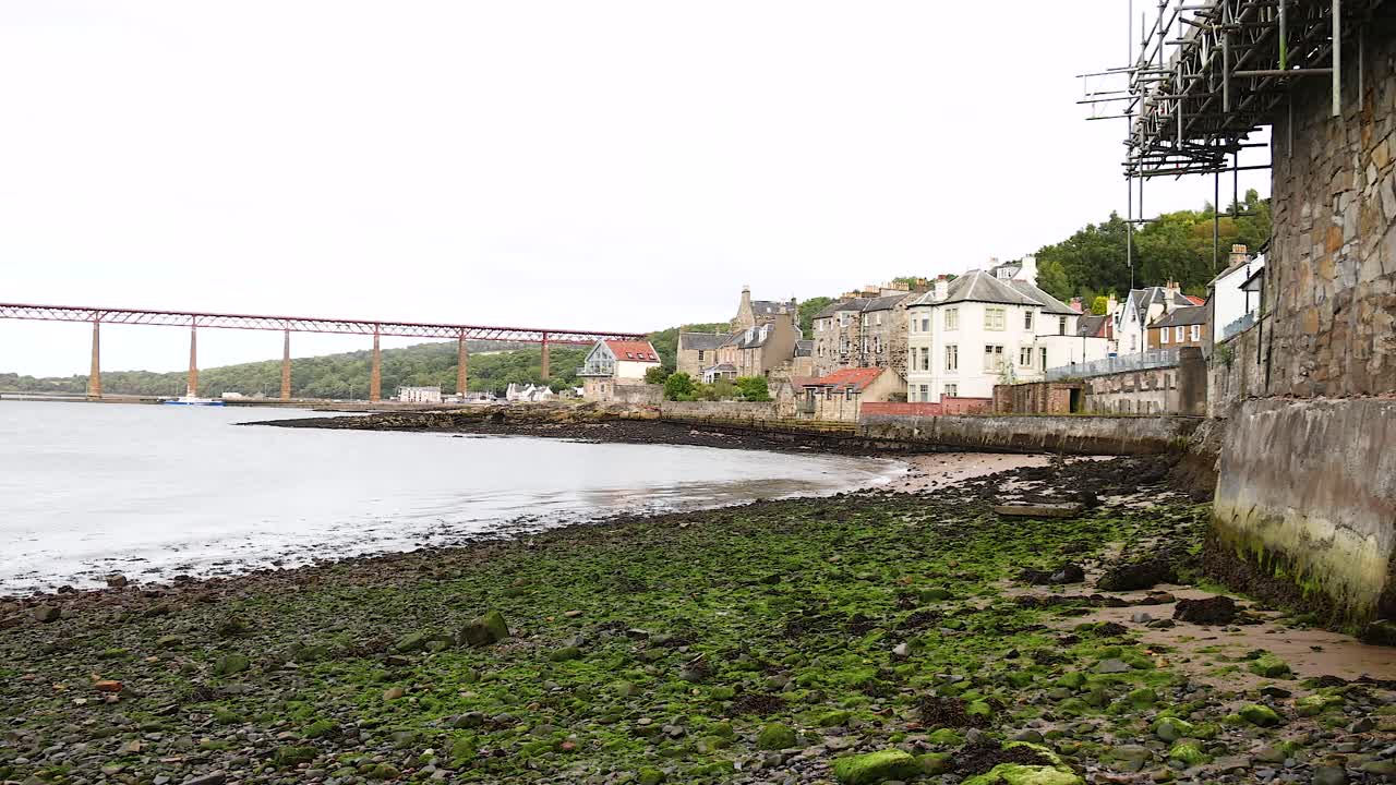 상징적 인 포스 철도 다리 의 전망