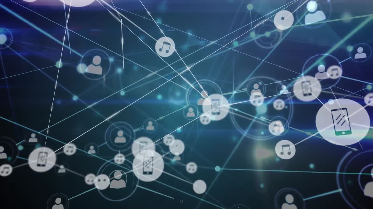 블랙 배경에 데이터를 전송하는 사람들과 미디어 아이콘의 성장하는 네트워크의 애니메이션