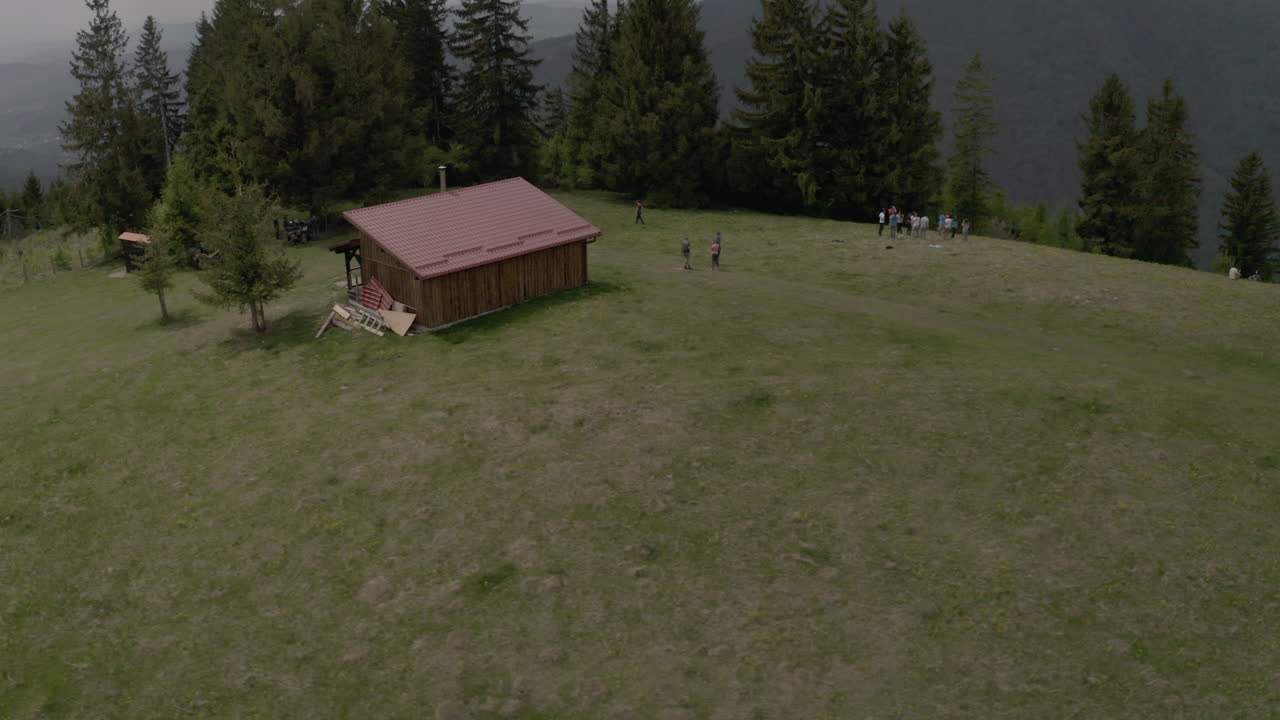 imágenes de drones de montaña tomadas por dji mavic 2 pro