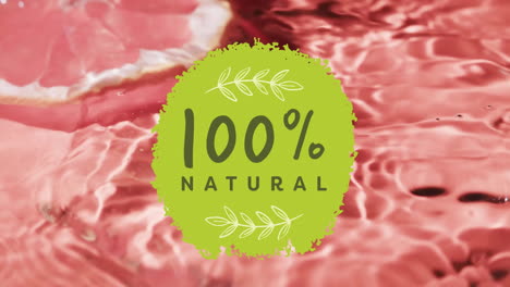 animación de 100 por ciento de texto natural sobre frutas que caen en el fondo del agua