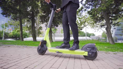 Eco-Friendly-Electric-scooter.