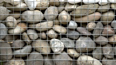 the stones in the grid