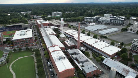 American-Tobacco-Campus,-Minor-League-Baseballstadion,-Campus,-Innenstadt,-Amerika,-Städtisch