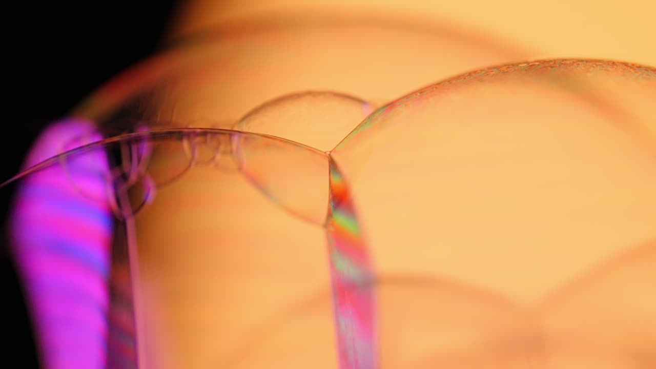 burbujas en un fondo colorido, de cerca abstracto