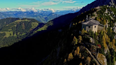 vista panorámica aérea de kehlsteinhaus, nido de águila, berchtesgaden en alemania