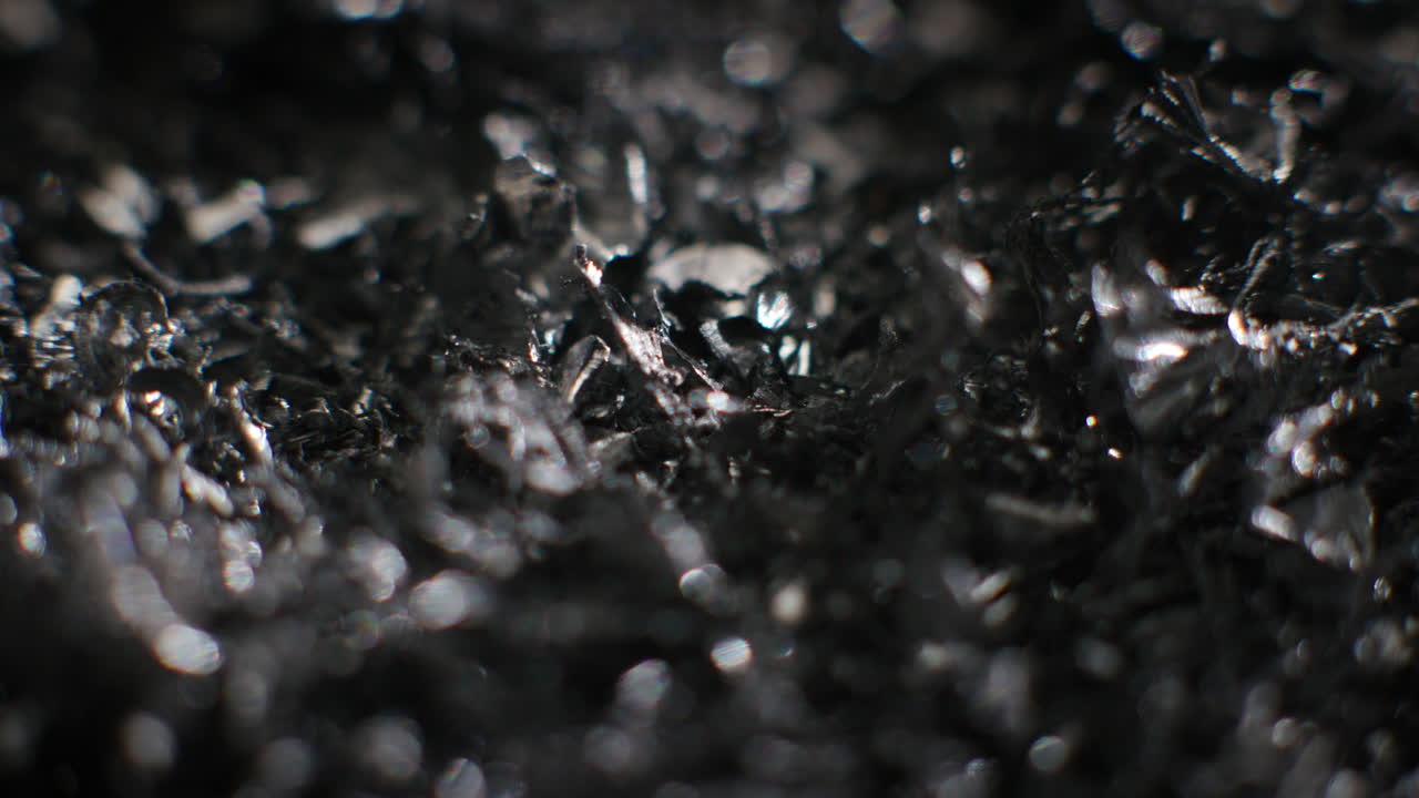 Metal fillings in macro