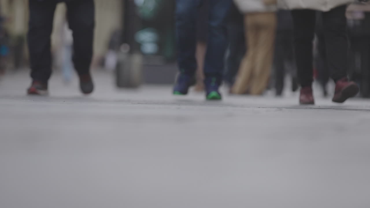 도시 거리에서 는 사람들