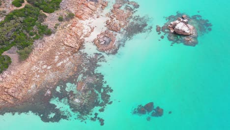 Shallow rocks around Meelup beach in Dunsborough, Western Australia