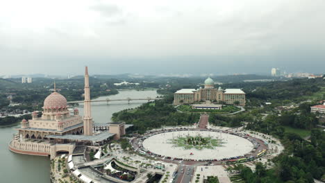 Putra-Square,Kuala-Lumpur,Malaysia,prime-minister-office,mosque,storm