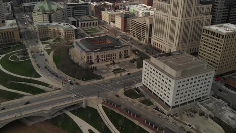 Tiro-De-Drone-De-Tráfico-Del-Centro-De-Columbus,-Ohio