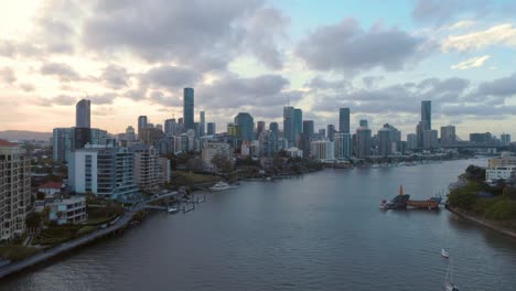 Aerial-Shot-of-Brisbane-at-Sunset