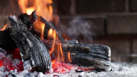 Wood-fire-burning-panning-left-to-right